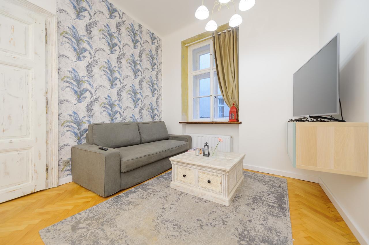 Pinkova Apartments ปราก ภายนอก รูปภาพ
