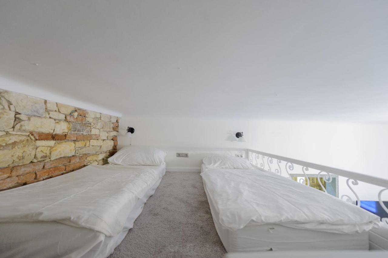 Pinkova Apartments ปราก ภายนอก รูปภาพ